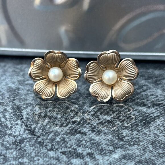 Loran Sim Vintage Elegant Rose Gold Tone Flower Pearl Necklace And Earrings Set - Picture 3 of 11